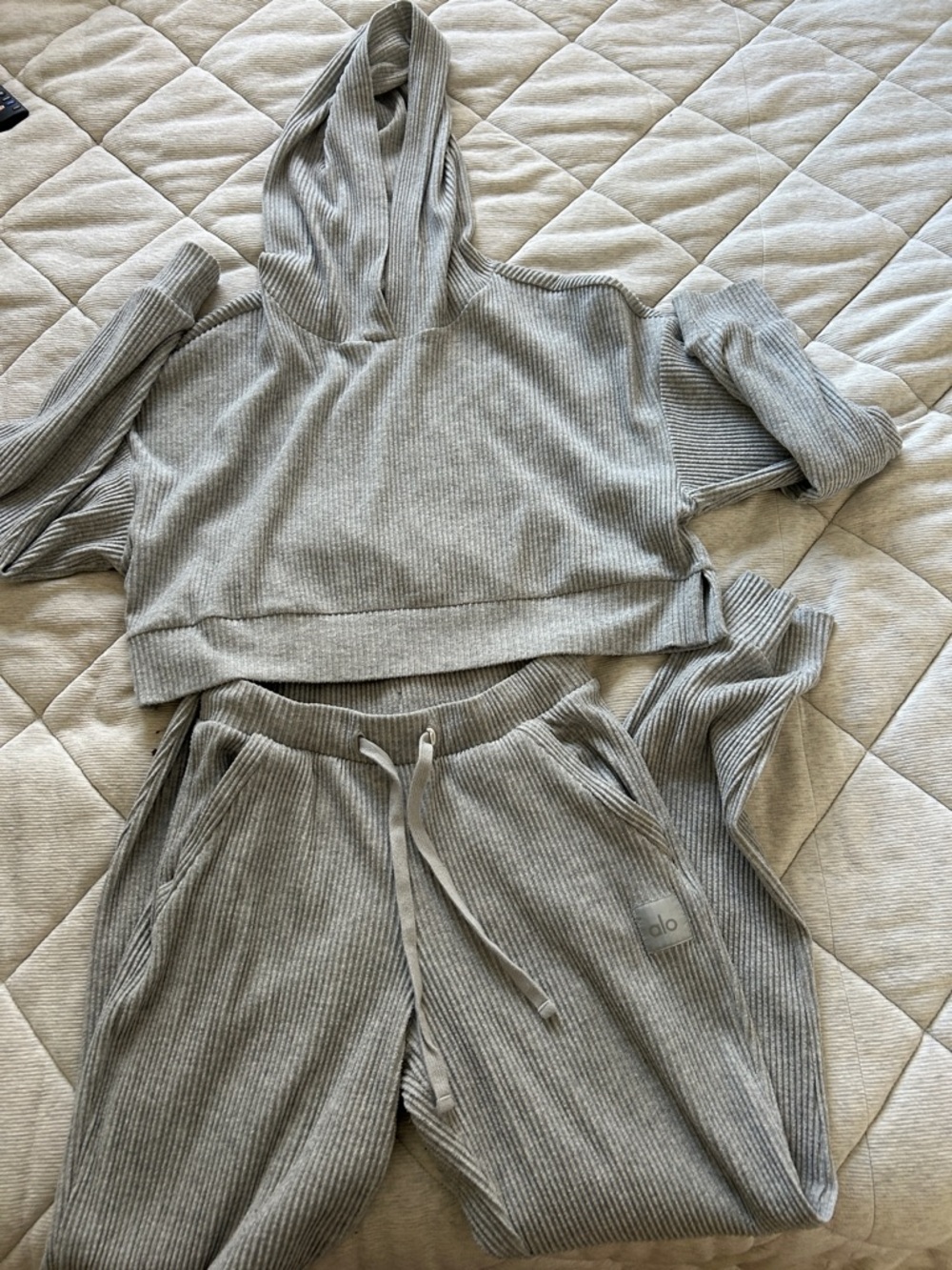 ALO muse Yoga Women's Ribbed Track Pants & Hoodie Set in Light Gray